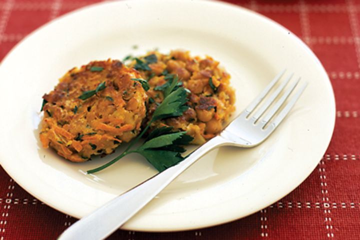 Cooking Vegetarian Vegetable and chickpea fritters