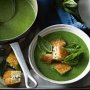 Cream of spinach soup with fetta croutons