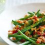 Green bean salad with spicy Thai dressing