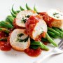 Low-fat chicken spinach rolls with green beans